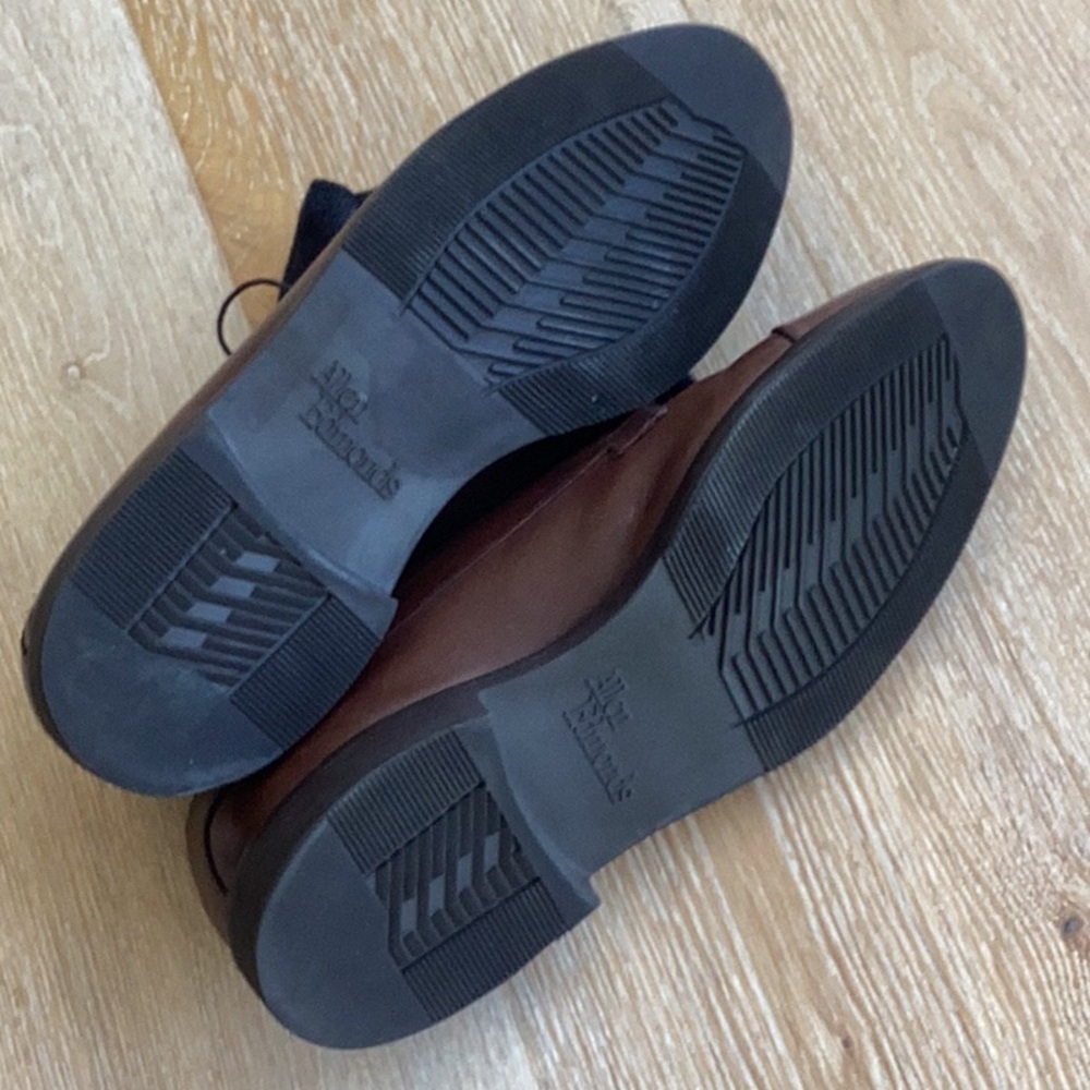 Allen Edmonds Brown Leather Oxfords - Picture 9 of 9